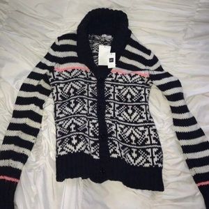 Gap knit sweater with buttons